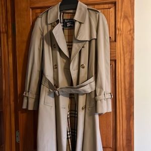 Misses Long Burberry Trench Coat